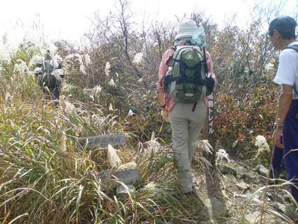 ススキの原になると乗鞍岳山頂が近い