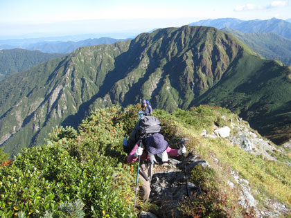 茂倉岳への登り