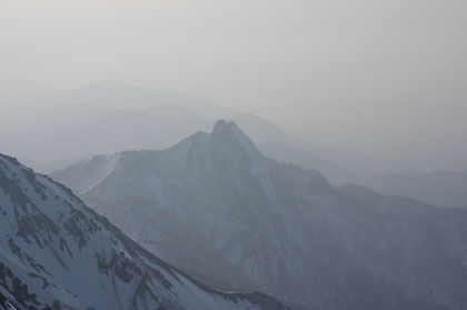 烏ヶ山の異容