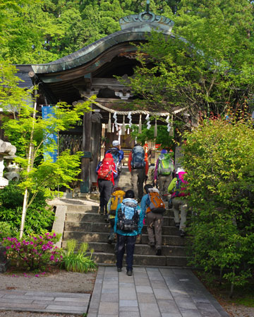 常宮神社に詣でる