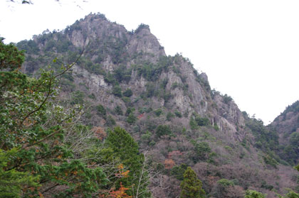 岩峰群が見え出す